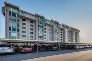 5-634 Front Exterior3