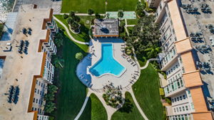 19-Edgewater Arms Pool