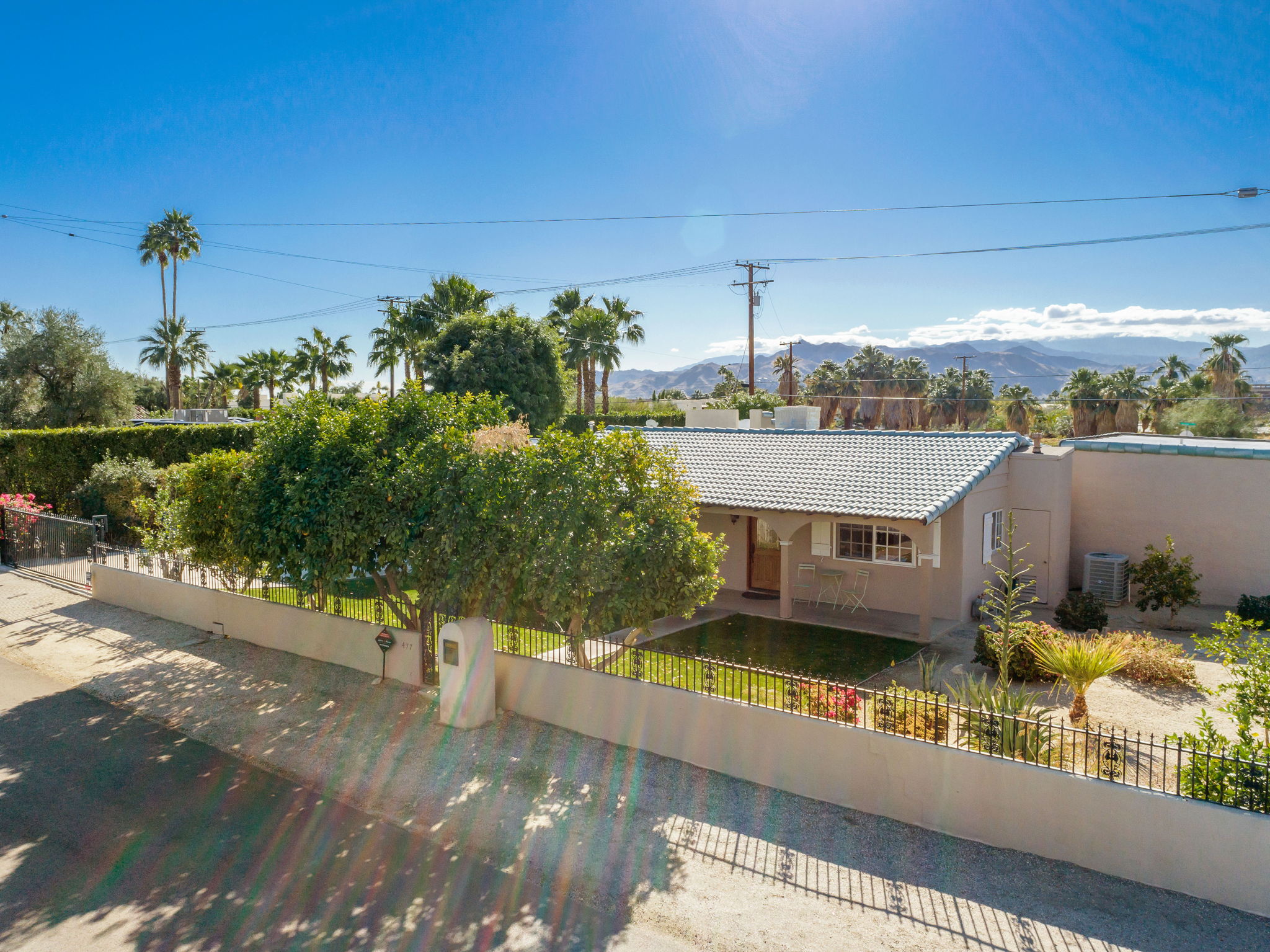 477 E Vía Colusa, Palm Springs, CA 92262, US Photo 3