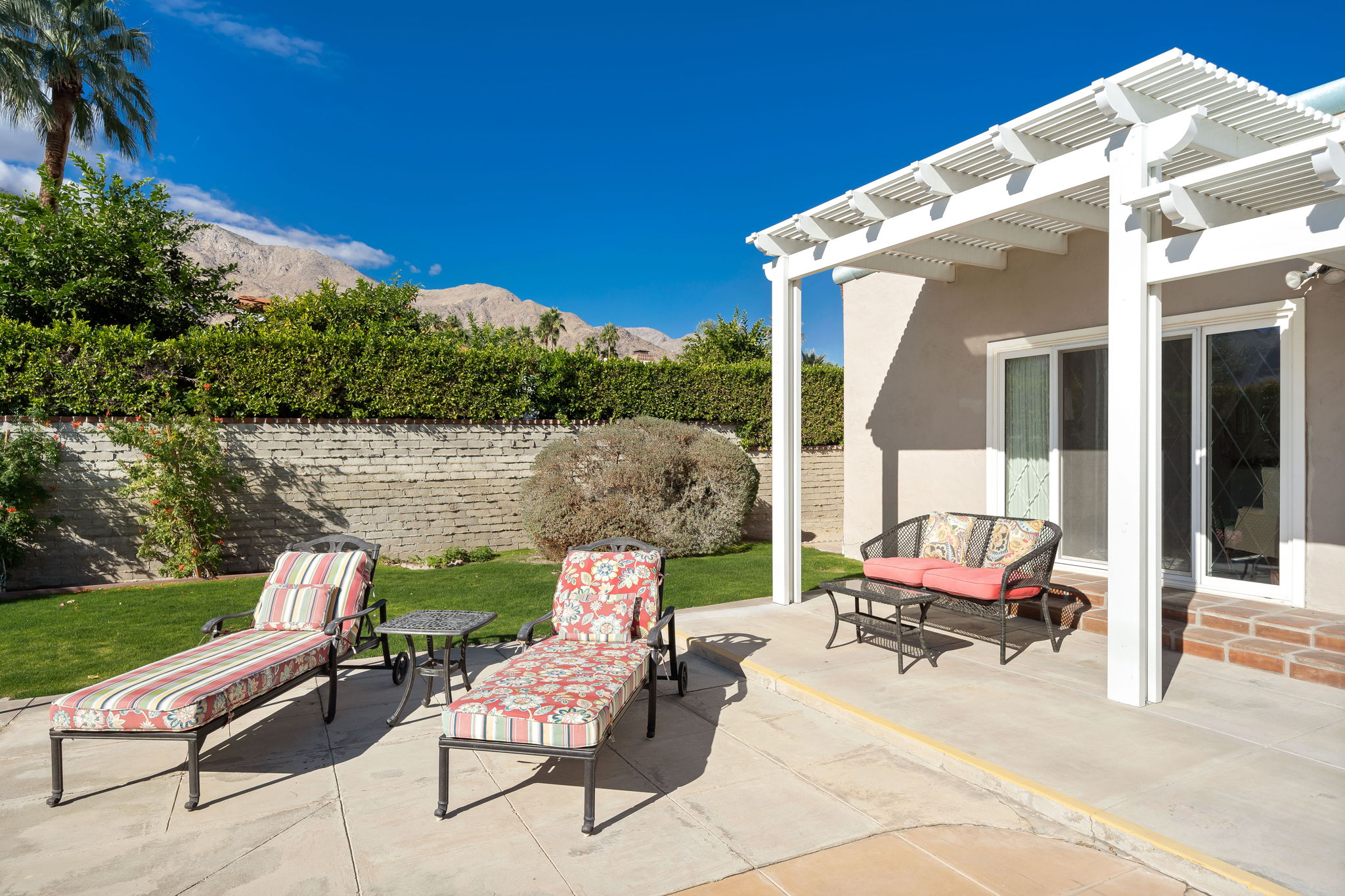 477 E Vía Colusa, Palm Springs, CA 92262, US Photo 25