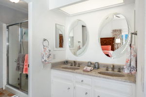 477 E Vía Colusa, Palm Springs, CA 92262, US Photo 33
