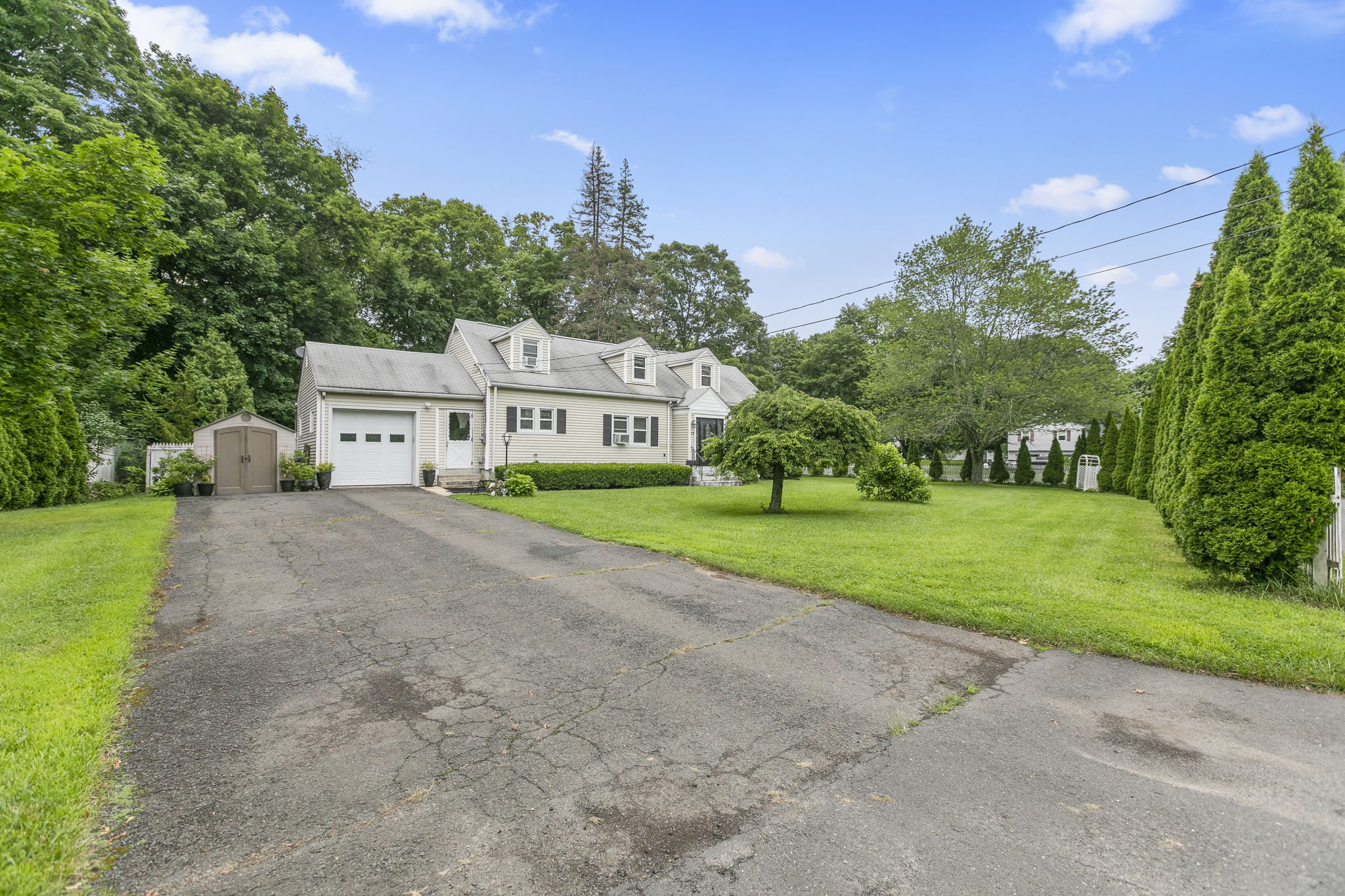 11 Shepard Rd, Danbury, CT 06810 Real Estate Media Co