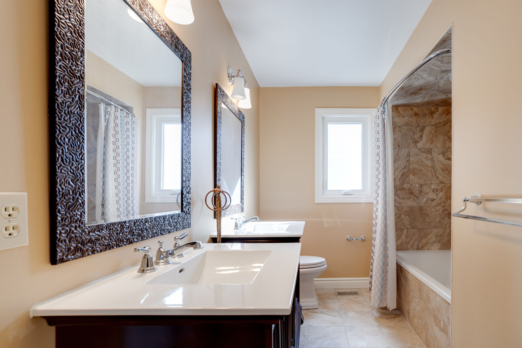 997 Lockwood Cir, Newmarket, ON L3X 1M1, CA Photo 50