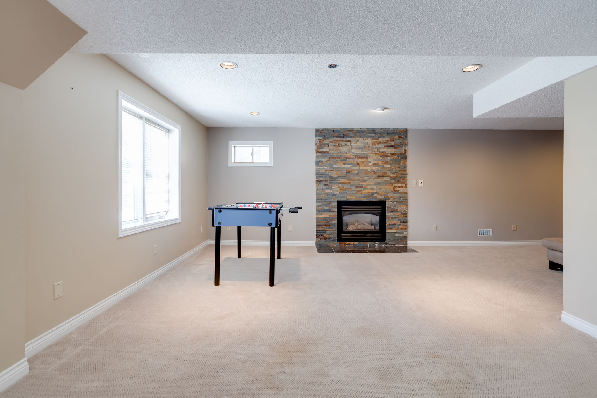 997 Lockwood Cir, Newmarket, ON L3X 1M1, CA Photo 68