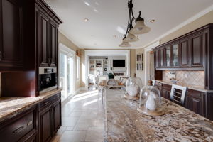 997 Lockwood Cir, Newmarket, ON L3X 1M1, CA Photo 10