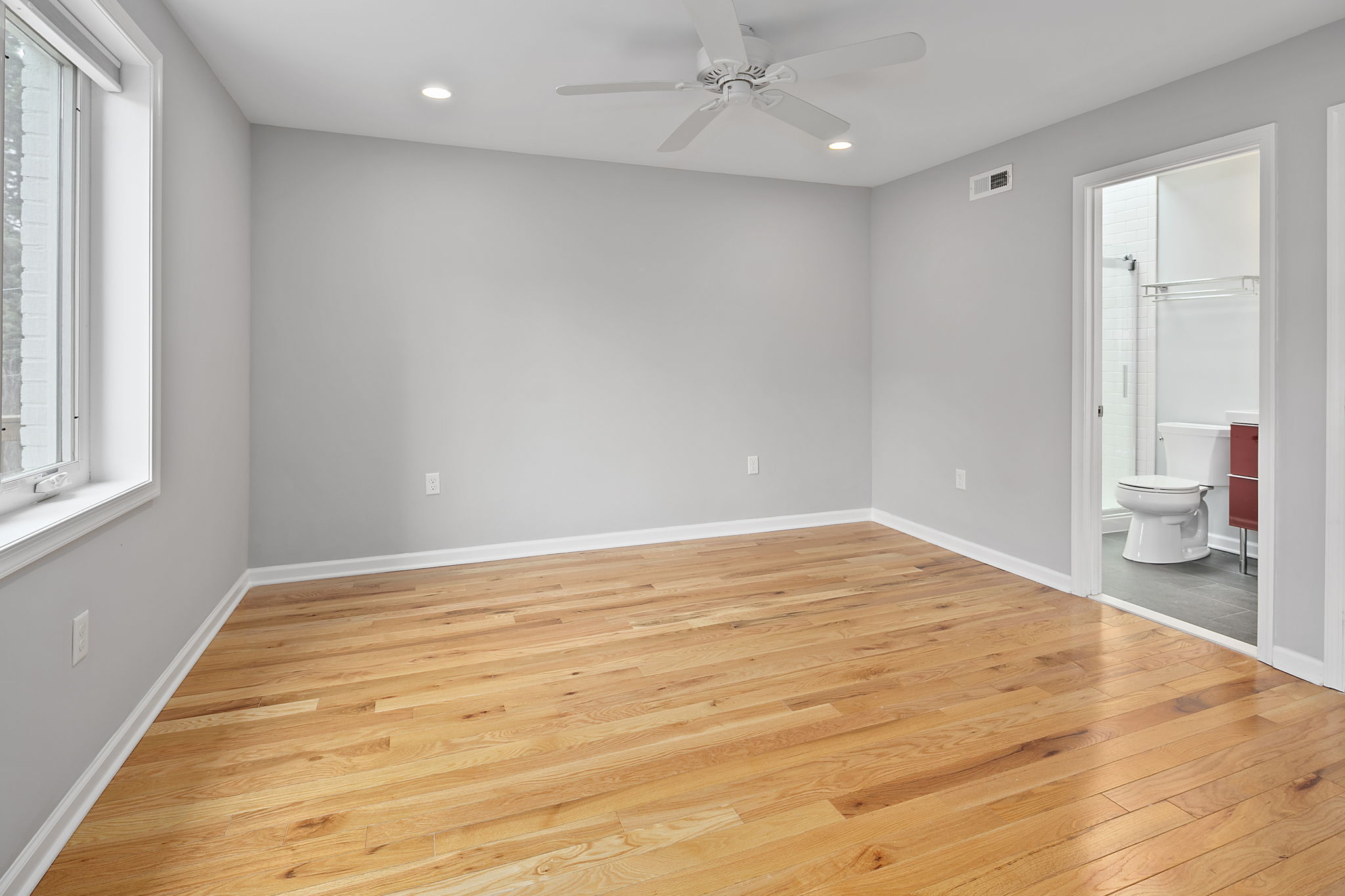 1251 16th St NE, Washington, DC 20002, US Photo 28