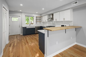 1251 16th St NE, Washington, DC 20002, US Photo 16