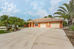 237 Egret St, Fort Myers Beach, FL 33931, US Photo 0