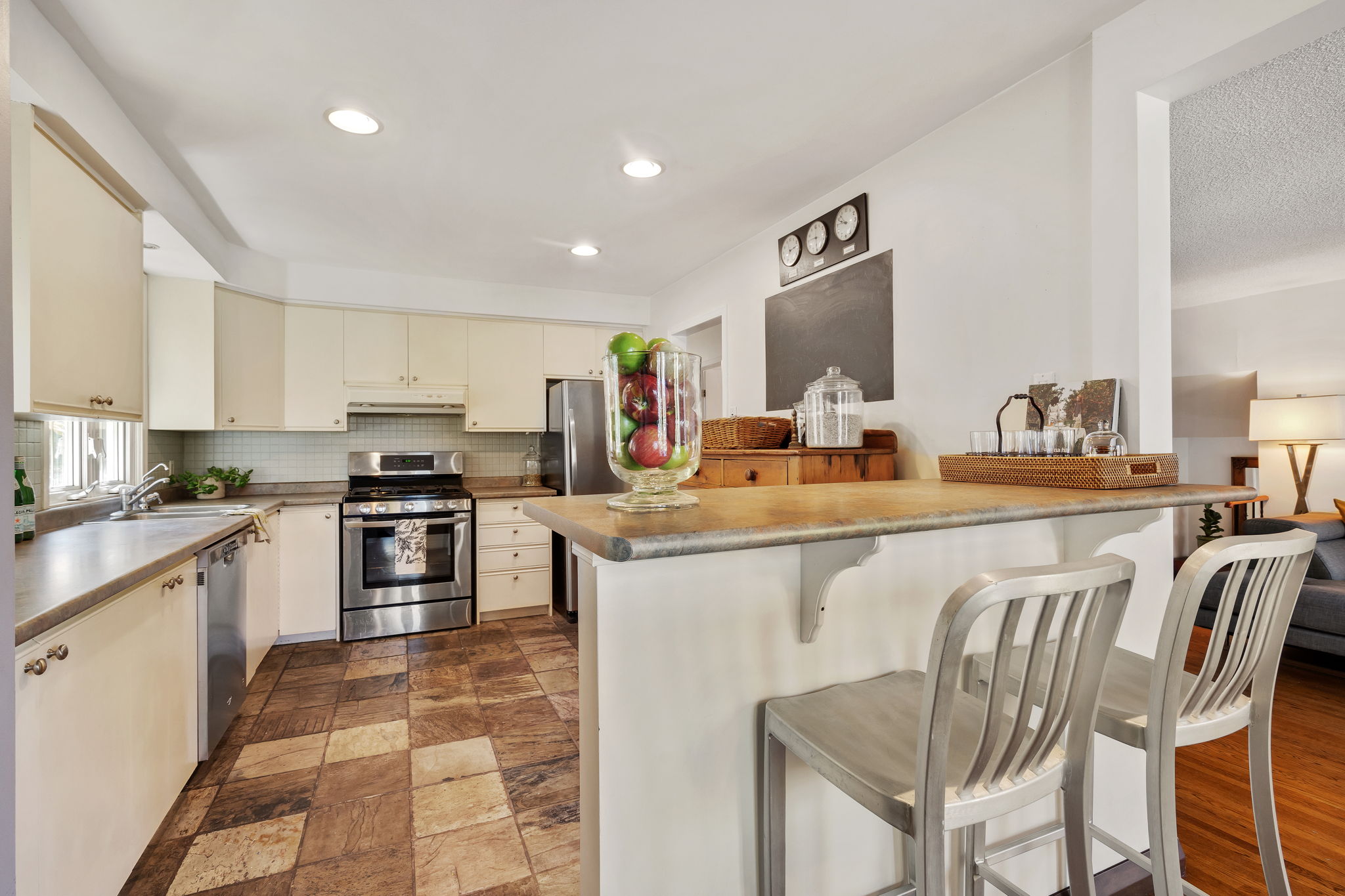 97 Waterford Dr, Erin, ON N0B 1T0, CA Photo 14