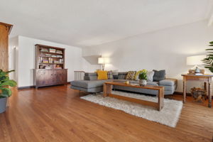 97 Waterford Dr, Erin, ON N0B 1T0, CA Photo 9