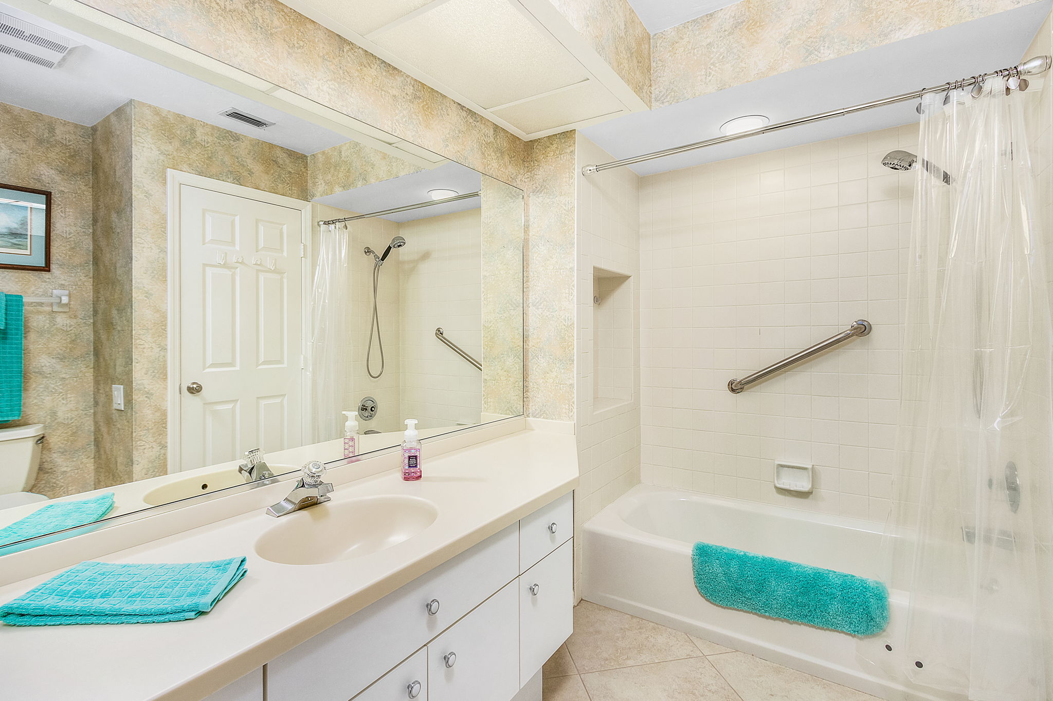 16241 Fairway Woods Dr, Fort Myers, FL 33908, US Photo 12