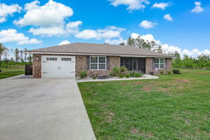 Welcome to 53250 Equestrian Way