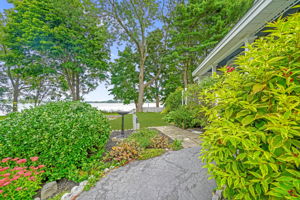 11 Helene St, Portland, ME 04103, USA Photo 26