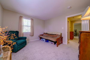 20 Tree Hill Rd, Berlin, CT 06037, US Photo 43