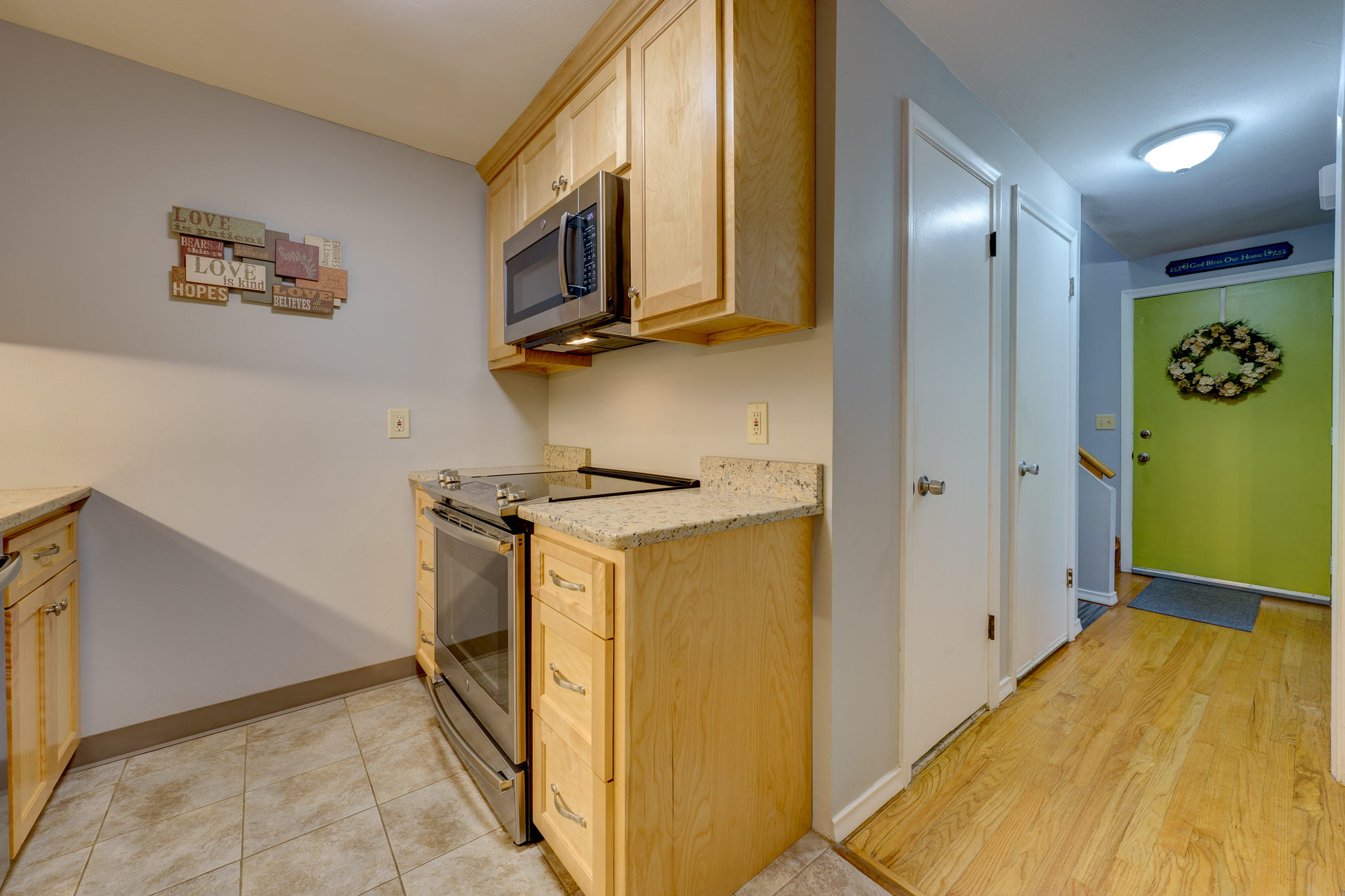 41 Sharon Ln, Wethersfield, CT 06109, USA Photo 21