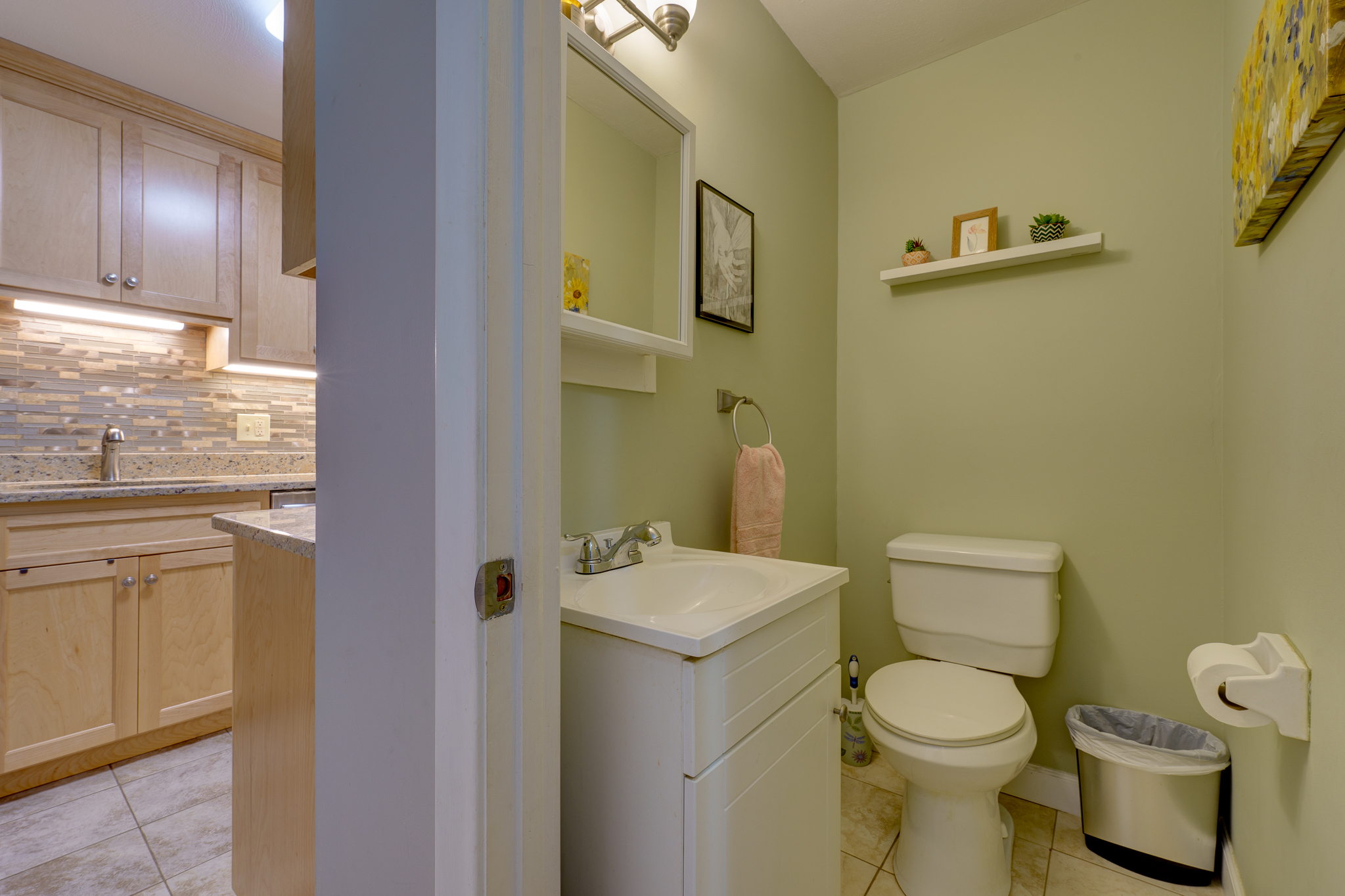 41 Sharon Ln, Wethersfield, CT 06109, USA Photo 16