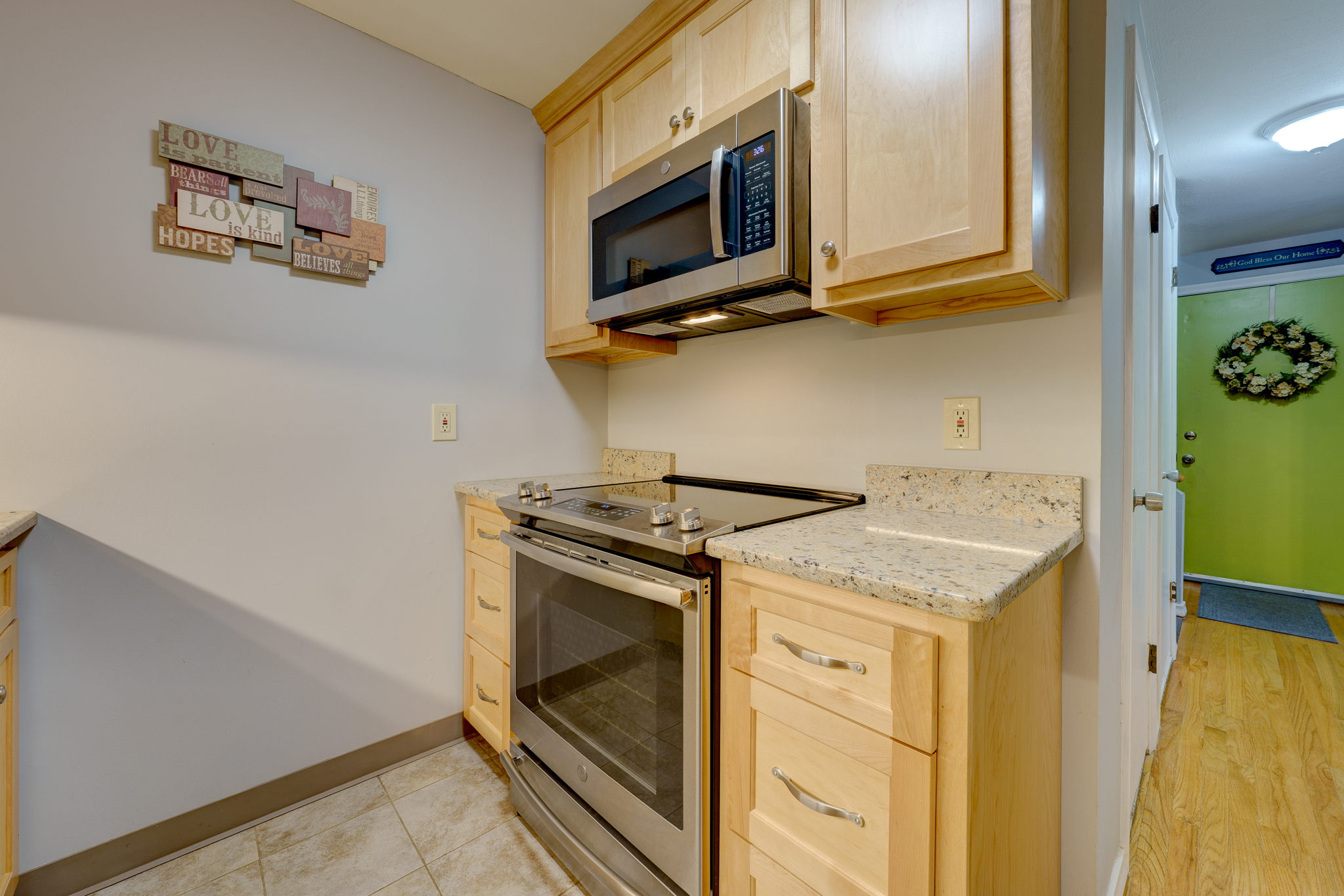 41 Sharon Ln, Wethersfield, CT 06109, USA Photo 19