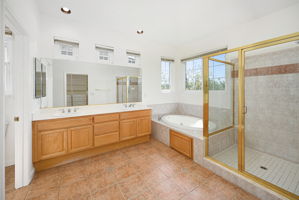 709 Ygnacio Woods Ct, Concord, CA 94518, US Photo 23