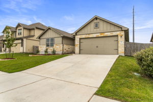 123 Finley St, Hutto, TX 13098, USA Photo 0