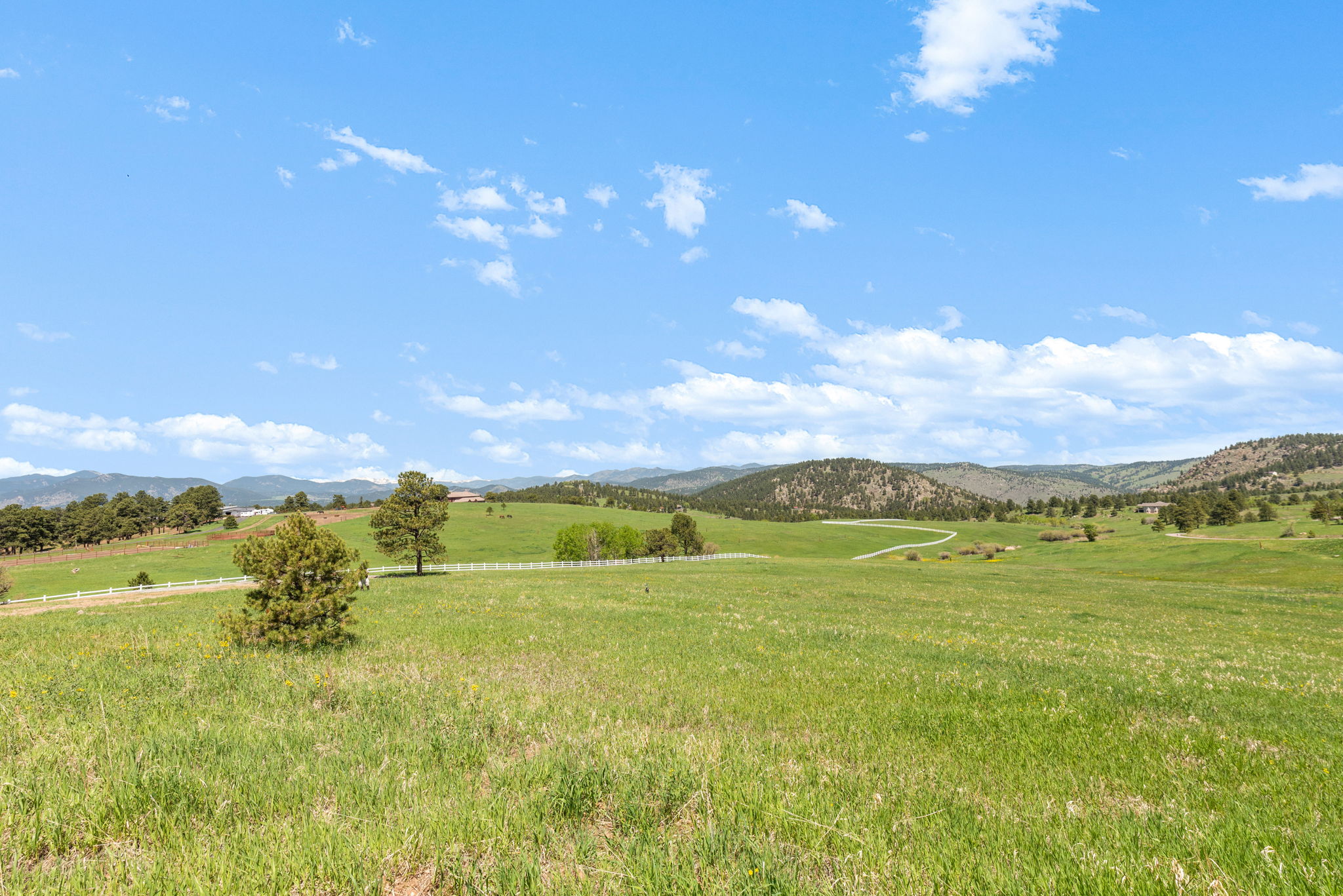 21761 Falcon Wing Road, Indian Hills, CO 80454, US Photo 14