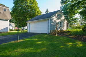 67 Quercus Ave, Willimantic, CT 06226, USA Photo 5
