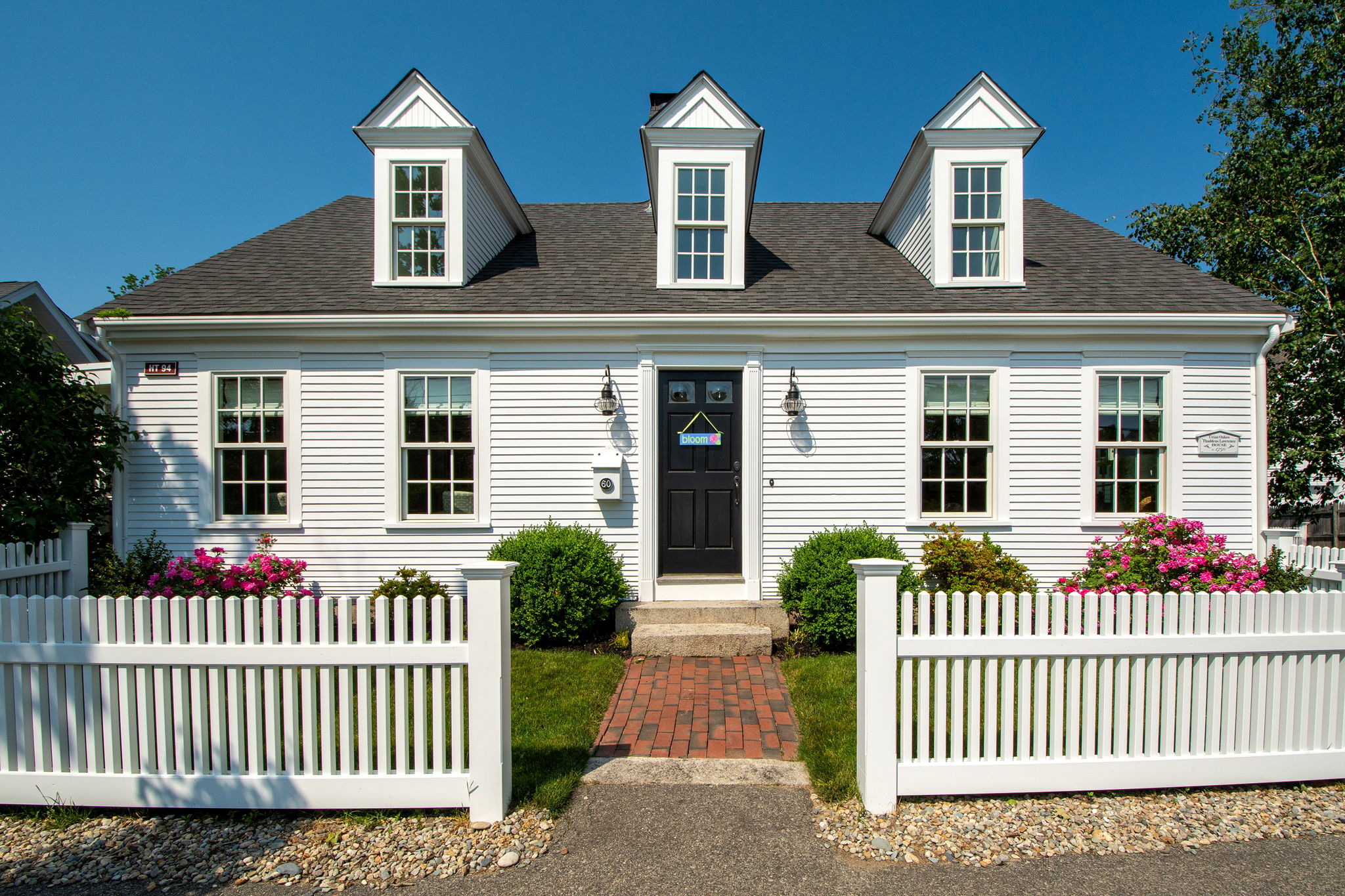 60 Summer St, Cohasset, MA 02025, USA Photo 4