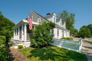 60 Summer St, Cohasset, MA 02025, USA Photo 4