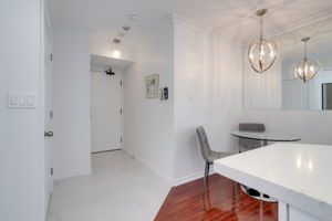 40 Scollard St - Unit 702, Toronto, ON M5R 3S1, CA Photo 12