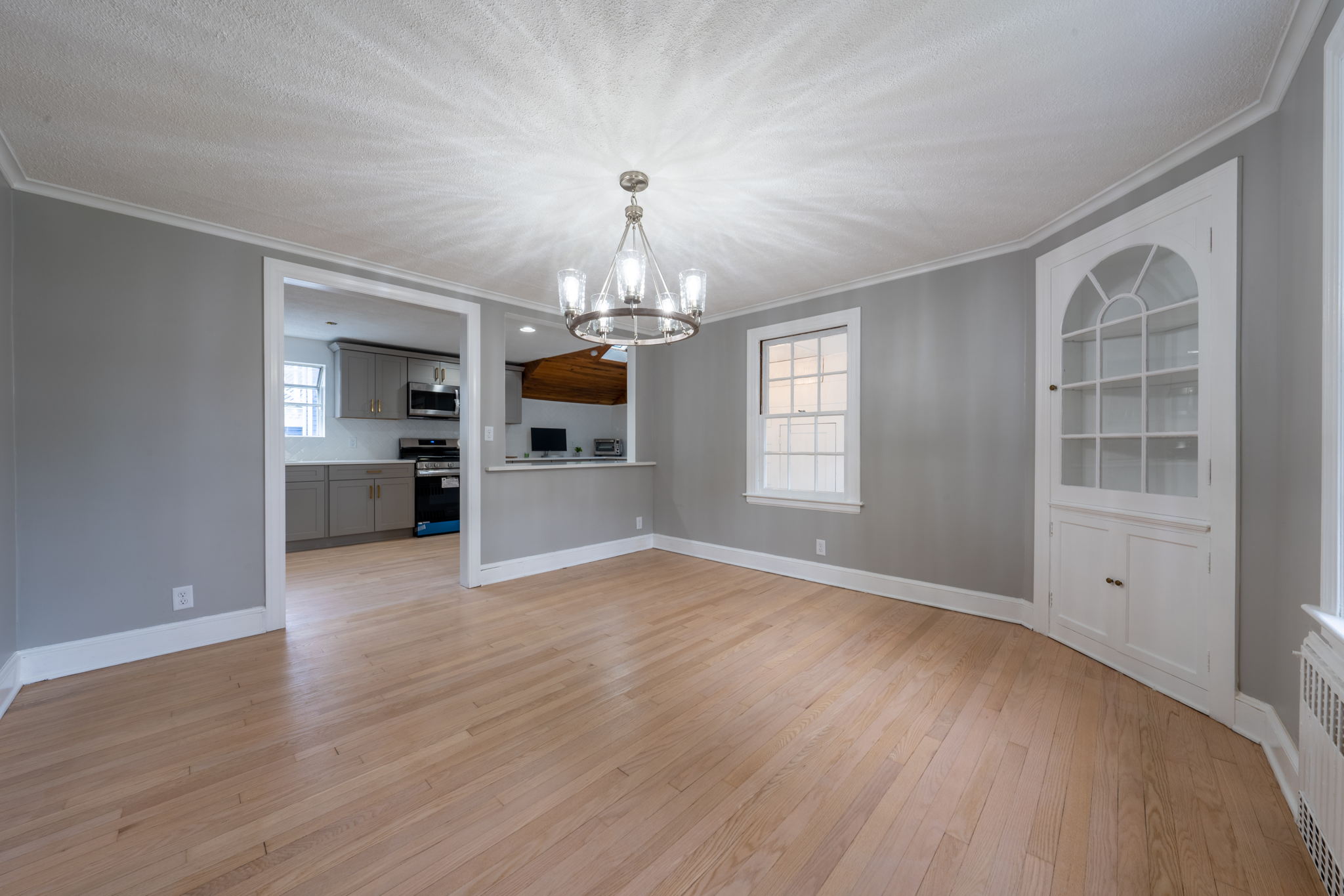 165 Robin Rd, West Hartford, CT 06119, USA Photo 12