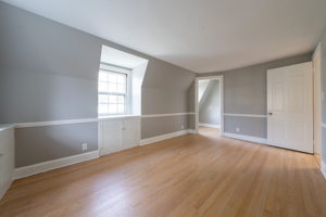165 Robin Rd, West Hartford, CT 06119, USA Photo 36