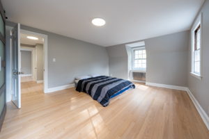 165 Robin Rd, West Hartford, CT 06119, USA Photo 28