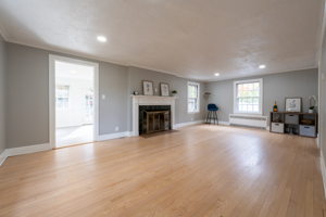 165 Robin Rd, West Hartford, CT 06119, USA Photo 3