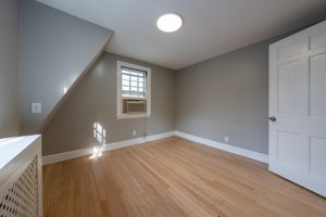 165 Robin Rd, West Hartford, CT 06119, USA Photo 33