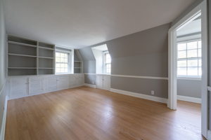 165 Robin Rd, West Hartford, CT 06119, USA Photo 34