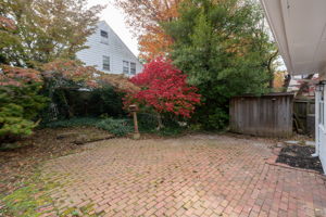 165 Robin Rd, West Hartford, CT 06119, USA Photo 55