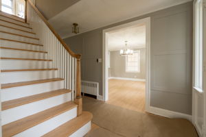 165 Robin Rd, West Hartford, CT 06119, USA Photo 1