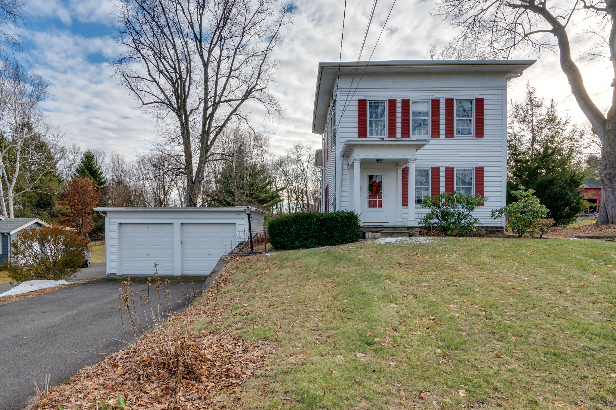 14 Robbins Rd, Berlin, CT 06037, US Photo 2