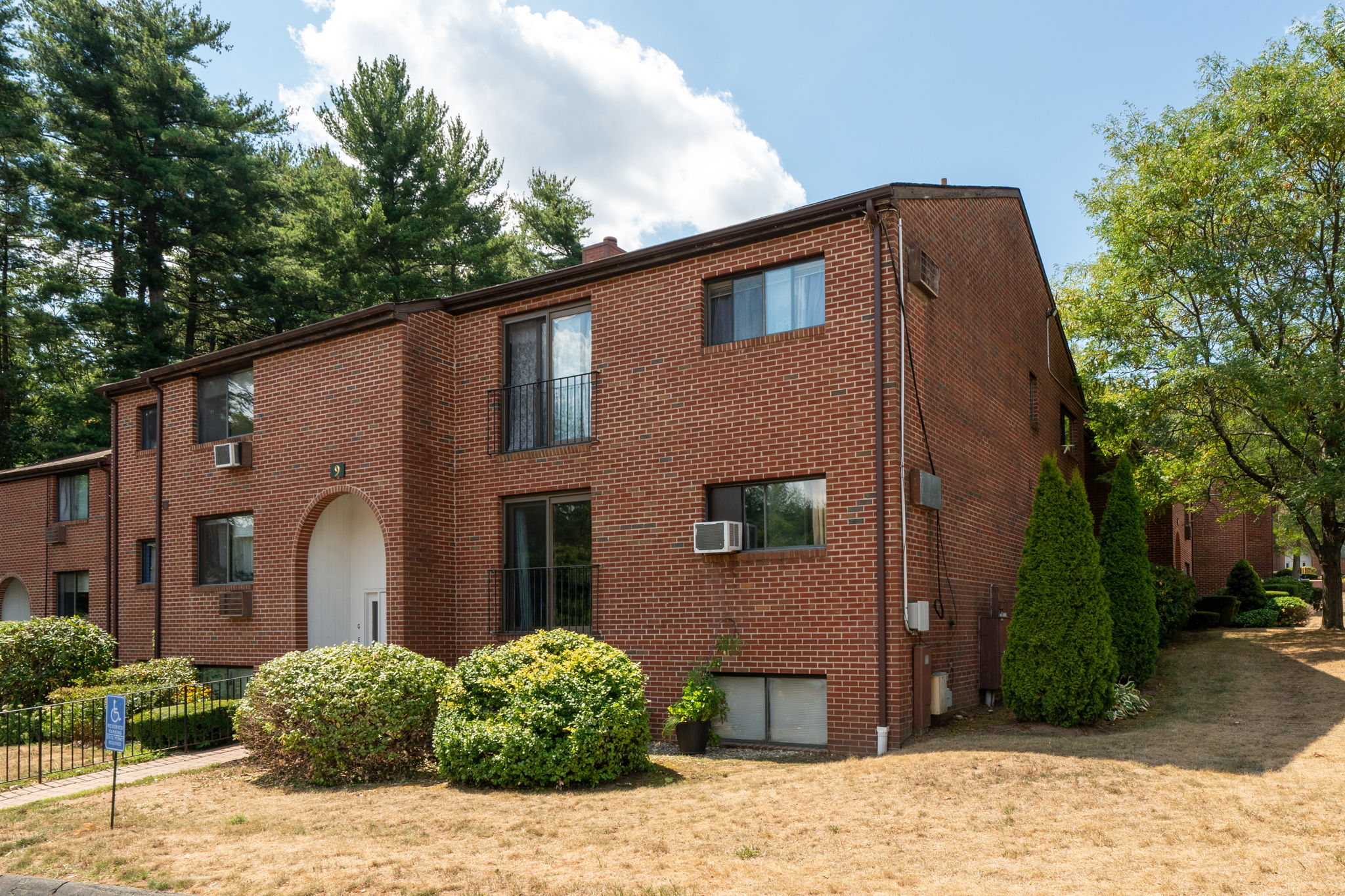 500 Darling St Unit 9F, Southington, CT 06489, US Photo 20