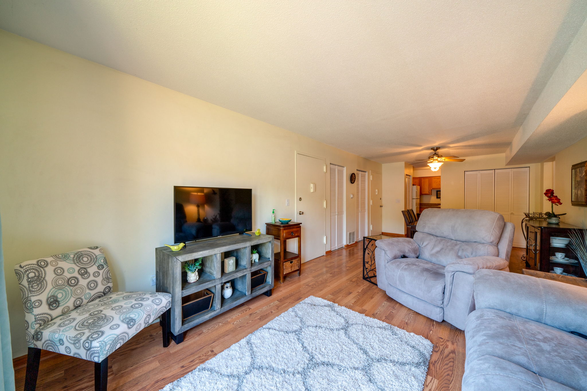 500 Darling St Unit 9F, Southington, CT 06489, US Photo 4